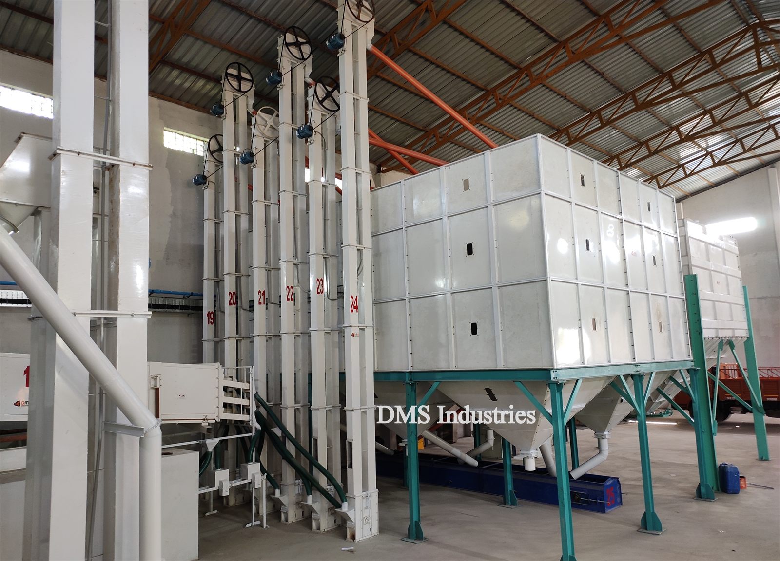 Installed grading and separation system for coffee processing